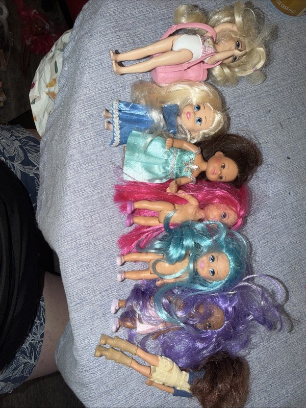 ZURU Funville Little Friends Lot of 7 Mini Dolls 4 inch. Only 3 Are Zuru