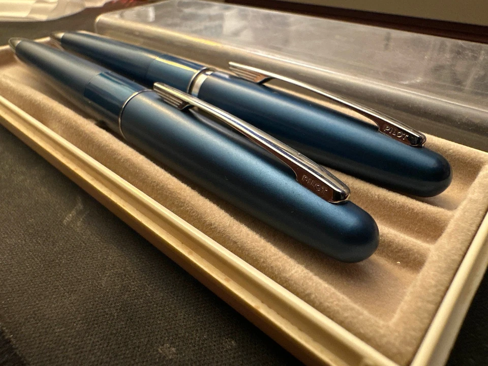 Blue Pilot Cigar Shaped Pen and Pencil Set - Image 3 of 3