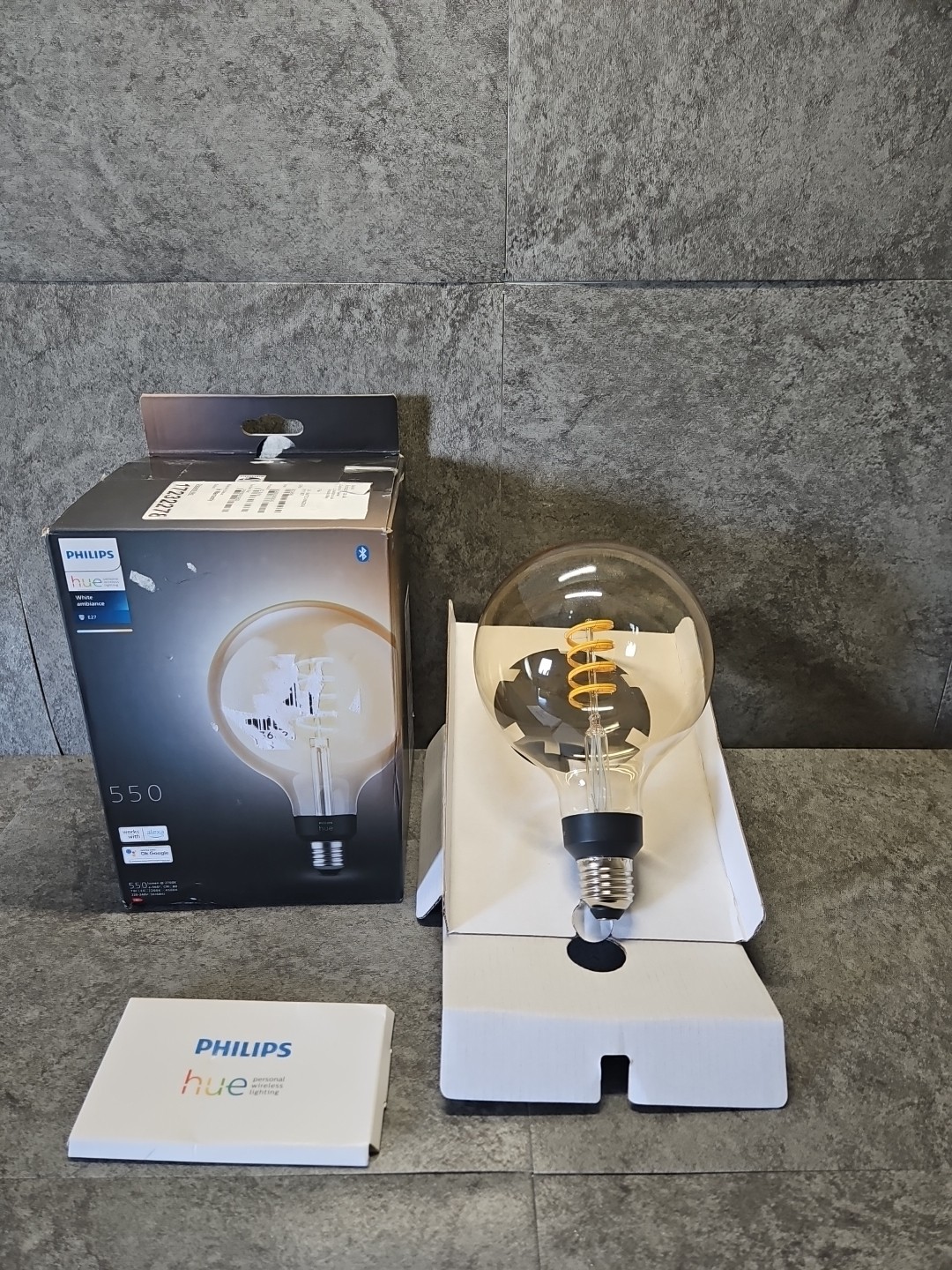 Philips Hue LED Bulb Warm/Cool White Dimmable E27 Filament