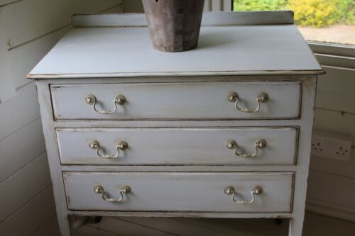 GUSTAVIAN STYLE PAINTED RUSTIC BABY BLUE SMALL CHEST OF DRAWERS/HALL/SIDE TABLE - Picture 4 of 9
