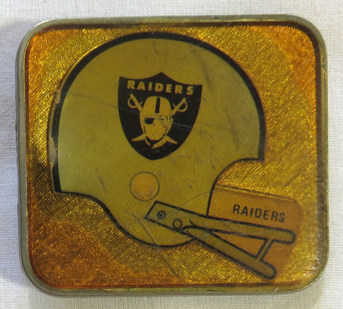 Vintage 1970's Belt Buckle Oakland Raiders NFL Helmet Logo Sports
