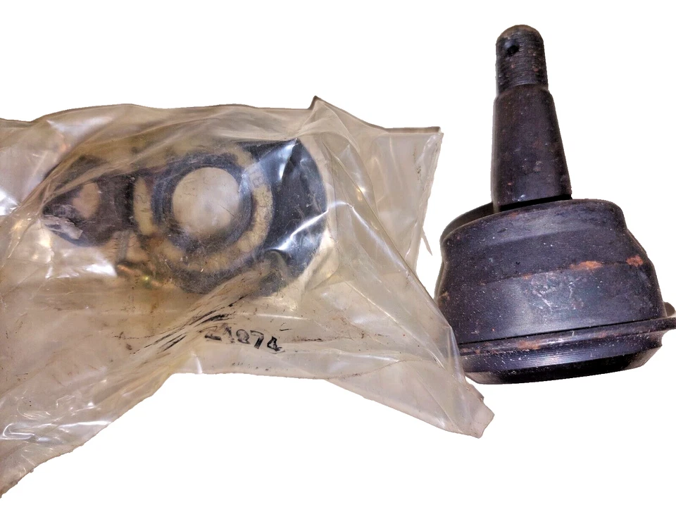 Chevrolet Camaro Pontiac Firebird 1970-1981 73-79 A,G rótula inferior TRW 10277 Foto 3 de 3