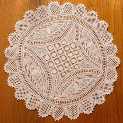 Lace Table Mats / White Placemats for Wedding Tables Decor / Dinner Parties  UK | eBay