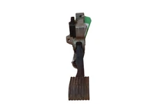Fits DAF CF Accelerator Pedal Euro 5 6 Part No 1879731 1943224 LYK