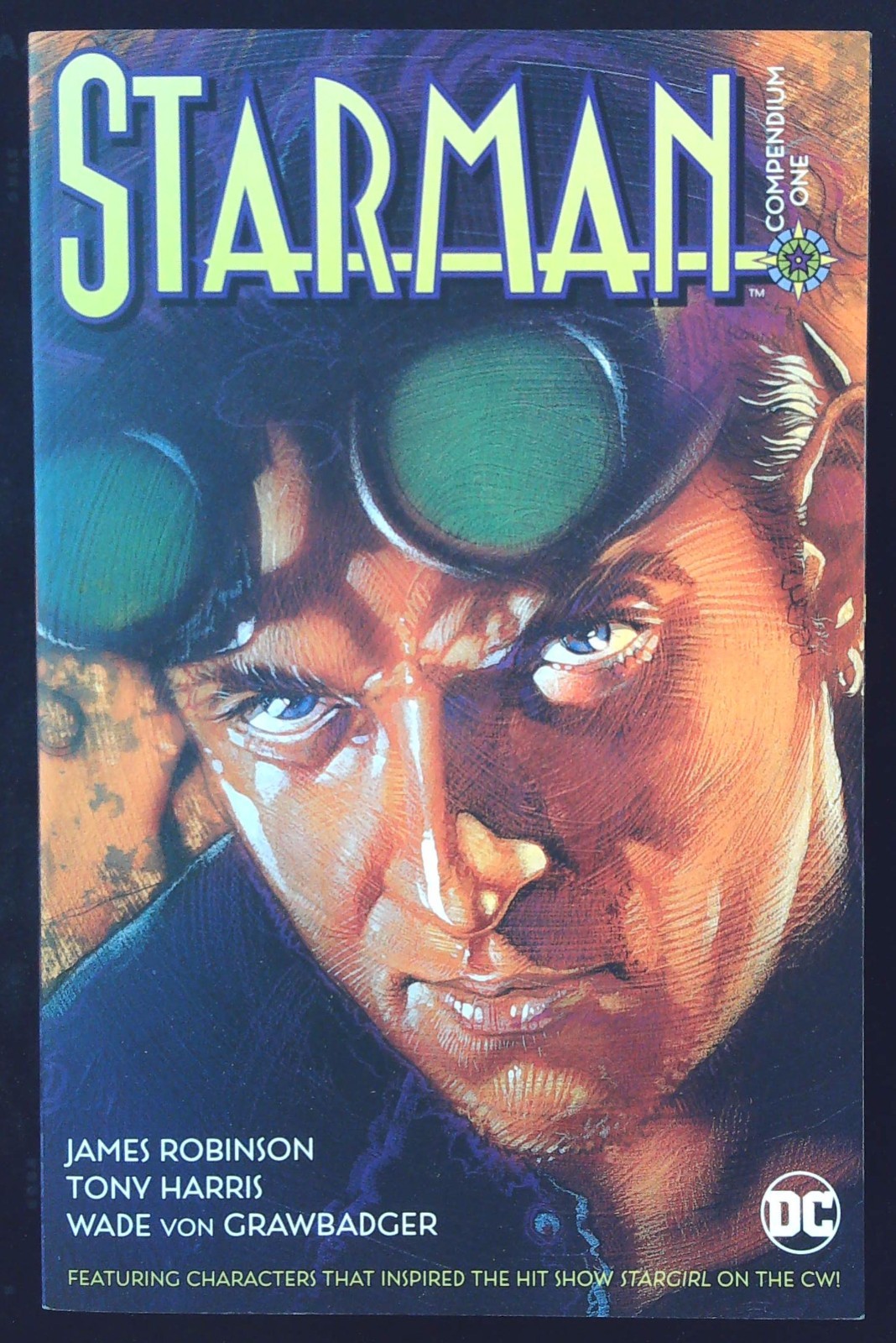 STARMAN Compendium Volume 1 Graphic Novel