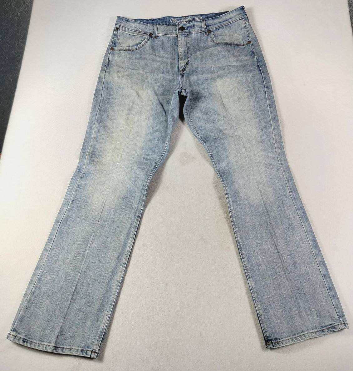 Mens 36x32 Light Wash Blue Bootcut Stretch Rodeo