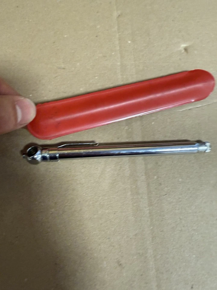 Manómetro y funda de presión de aire para neumáticos Schwinn England Vintage Shop Foto 4 de 4