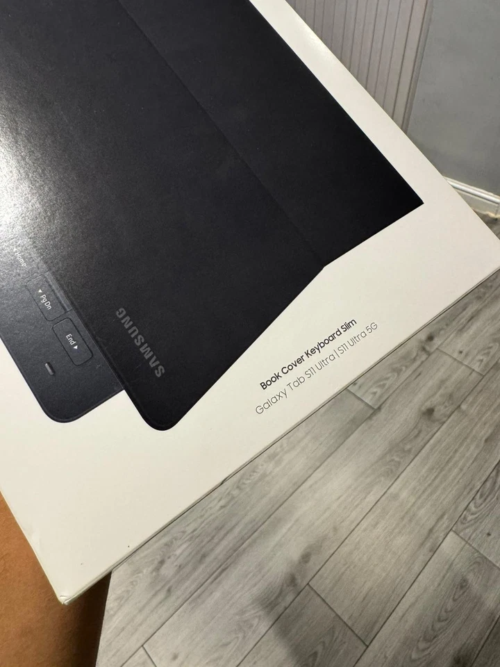 Genuine Samsung Book Cover Keyboard Slim Galaxy Tab S11 Ultra - Image 4 of 4