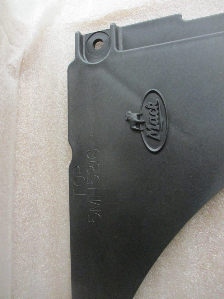 Cubierta, ventilador Mack 5MH5216 Foto 3 de 4