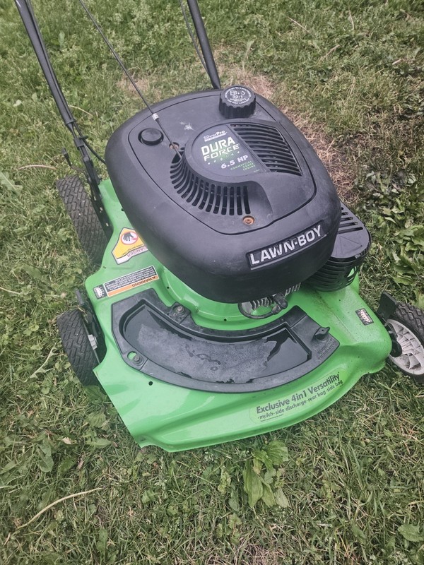 Lawn-Boy 10247 Dura Force 6.5 HP Walk-Behind Lawn Mower Mulching Green Steel