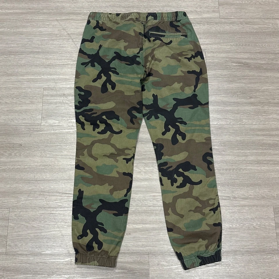 GAP Men's Essential Jogger Pant Camo size small men adult cargo - Image 3 of 4