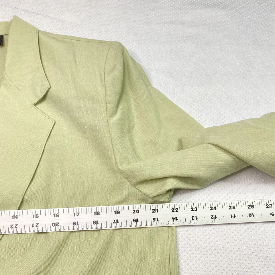Blazer feminino Sag Harbor tamanho 12 verde bolsos com botões ombreiras VINTAGE - Imagem 4 de 4