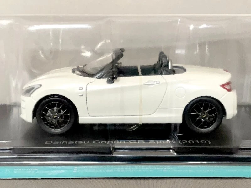 Daihatsu Copen GR Sport (2019) 1/24 Diecast Model - Hachette Japanese Cars #179 - Image 2 of 4