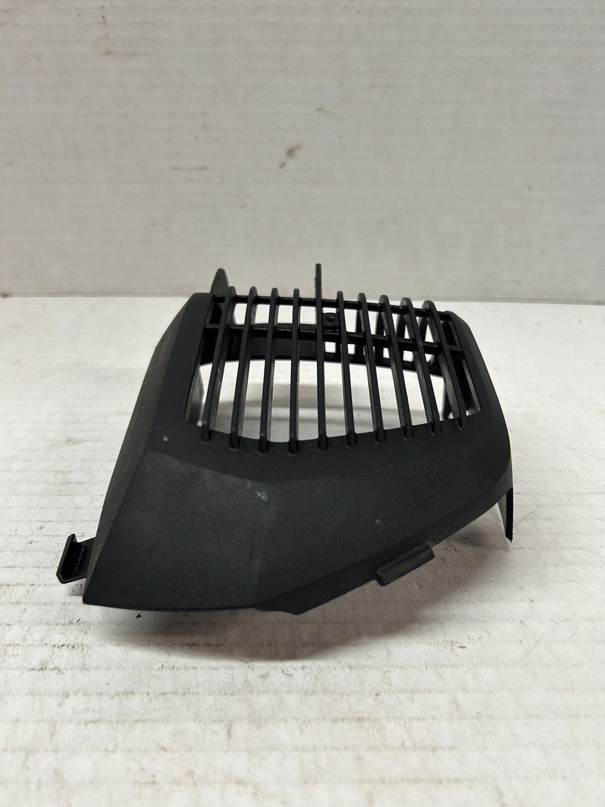 Poulan Pro PP338PT Trimmer muffler guard 545156301