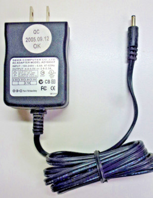 AC Adapter ad1605CF DEER Computer 5V= 2,1A  4,0V - 5,5V Hohlst. 3,5mm * 1,3mm
