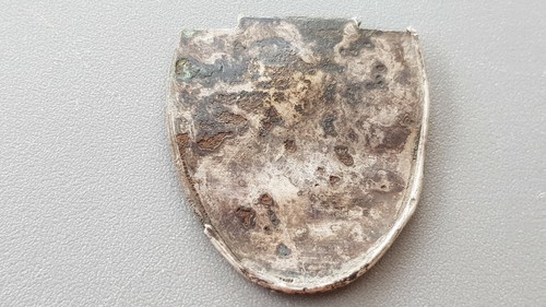 Post Medieval VR silver 6.65g heraldic adornment. Please read description. L69c