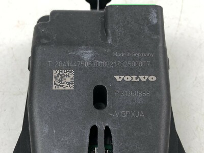 Volvo V40 Front Camera Rain Collision Range Electric Module