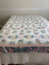 VINTAGE HANDMADE BASKET AND PINEAPPLE QUILT 83" x 81" COTTAGE FARMHOUSE STYLE