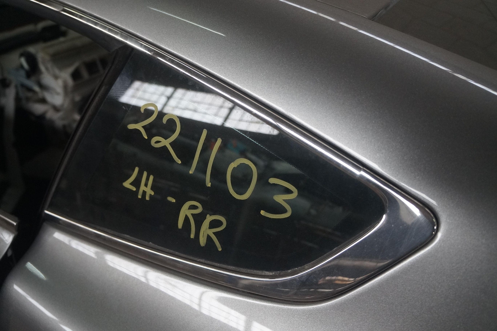 Rear Left Driver Side Quarter Panel Window Glass Aston Martin V8 Vantage 2007