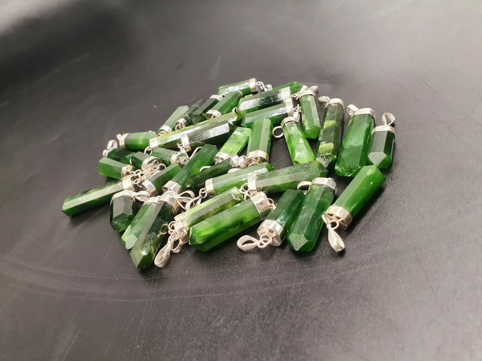 Nefrite Giada Rimorchio a Punta / Perno IN Argento Pietre Naturali Preziosa - Immagine 3 di 4