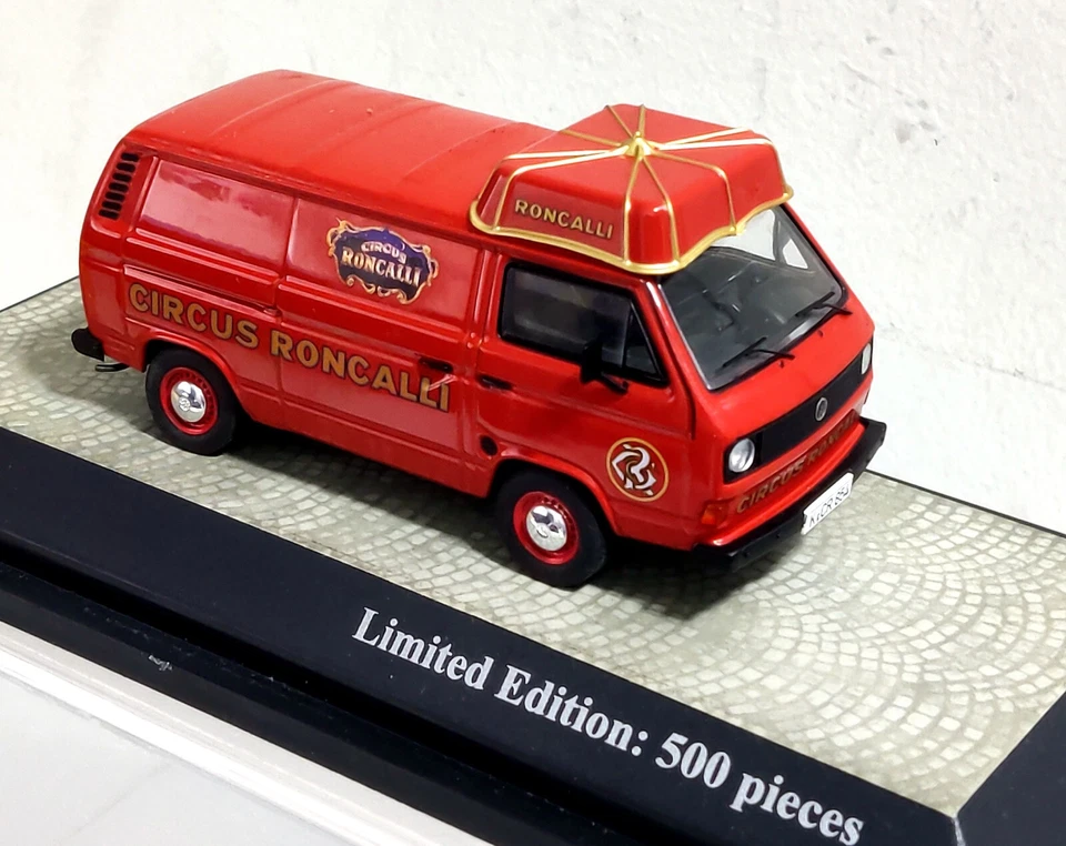 Premium Classixxs 1/43 Volkswagen T3a Kastenwagen Roncalli Art-Nr 11411 - Image 2 of 4