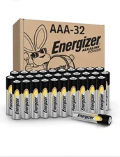 Energizer Alkaline Power AAA Batteries (32 Pack), Long-Lasting Triple a Batterie