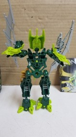 LEGO BIONICLE Stars 7117 GRESH with Manual Golden Armor Piece Canister