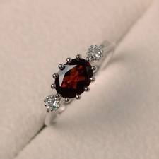 925 Sterling Silver Three Stone Red Garnet Gemstone Women Ring Duty Free