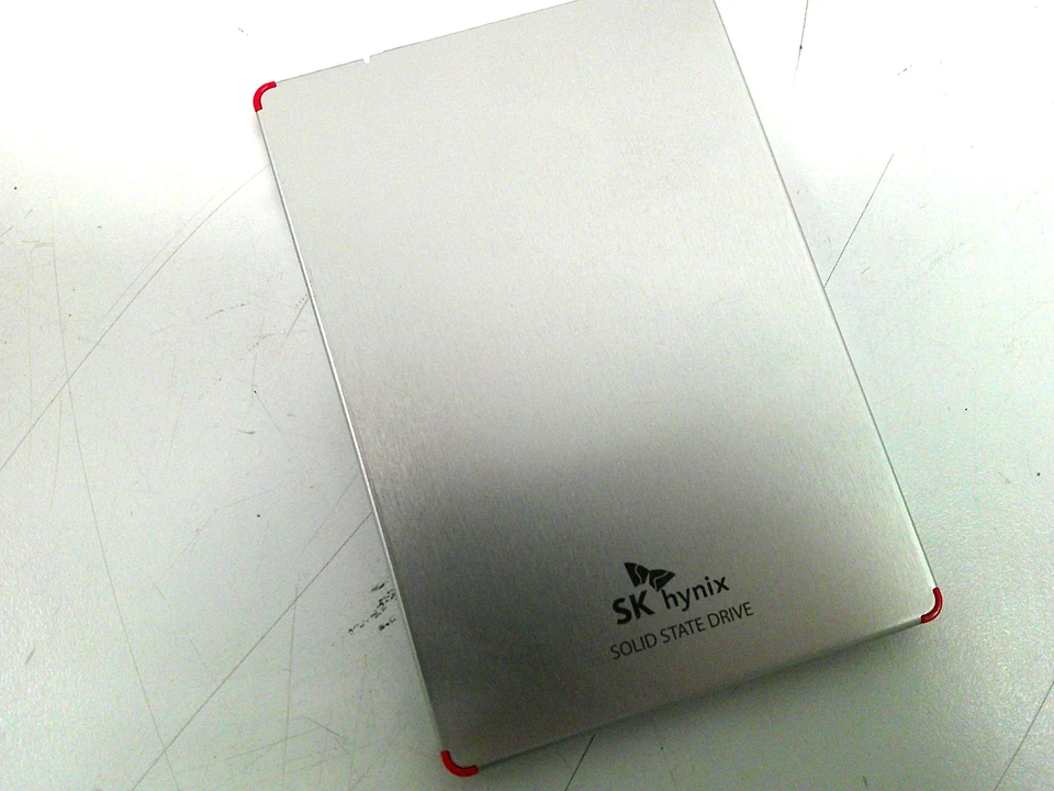 SK Hynix SC308 SATA 128gb SSD 2.5" - Image 3 of 4