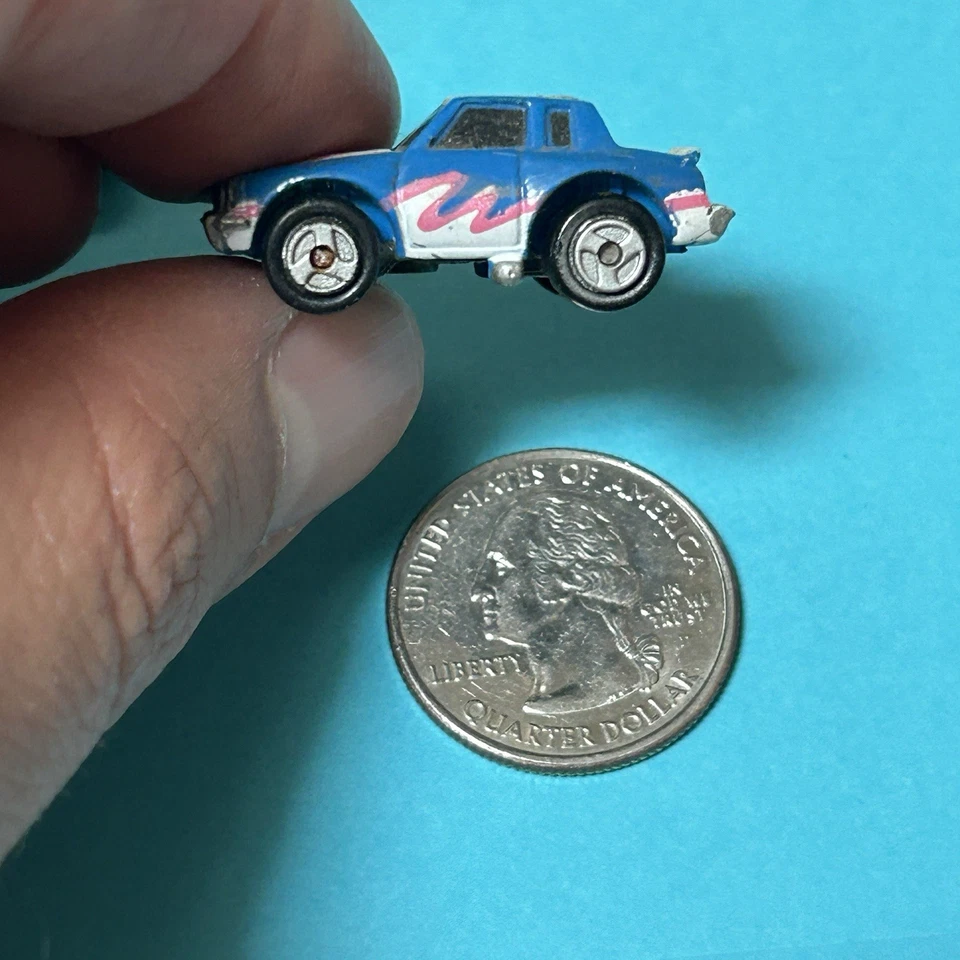 Micro Machine Loose Lot LineUp REPAINT PAIR OLDSMOBILE NEON BEACH SUN galoob 25( - Image 2 of 3