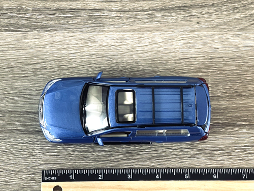 2007-2012 LEXUS LX 570 SUV RARE 1/32 NEW BLUE DIECAST VEHICLE HTF CAR MODEL GIFT - Picture 9 of 17