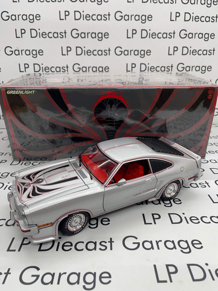 GREENLIGHT 1978 Ford Mustang II King Cobra Silver w/ Stripes 1:18