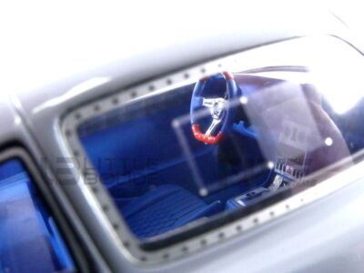 GT SPIRIT 1/18 - MERCEDES-BENZ S-KLUB GULLWING - 2021 GT418 GT SPIRIT 1/18 - MERCEDES-BENZ S-KLUB GULLWING - 2021 GT418