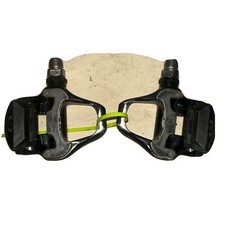 Shimano 105 PD-5700 SPD SL Clipless Road Bike Triathlon Pedals 9/16 Black Pair