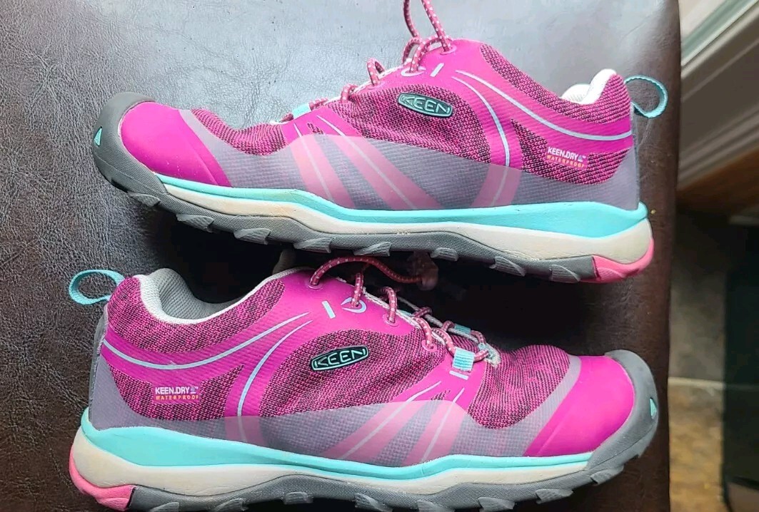 Scarpe da trekking impermeabili Keen Dry da donna taglia 5