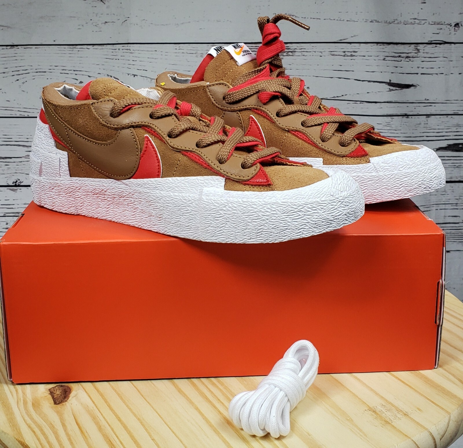 SACAI X NIKE Nike x sacai Blazer Low British Khaki DD1877 200 Uomo 11.5. Senza coperchio