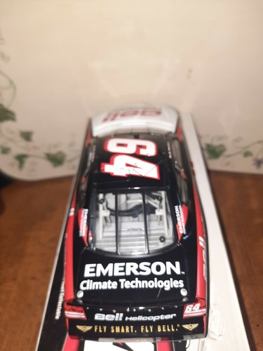 RUSTY WALLACE 2005 BELL HELICOPTERS 1:24 ACTION ARC DIECAST CAR - Picture 10 of 10