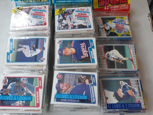 1989 & 1990 Fleer Baseball Sealed Rack-Pack Lot (5+19 24 total packs)1065 cards - Picture 7 of 11