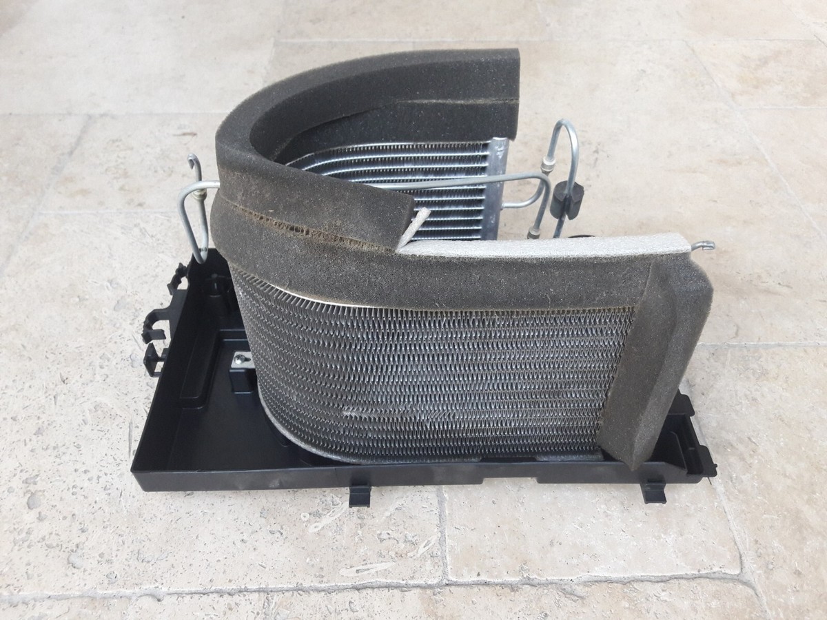 DA97-15978A Samsung Refrigerator Condenser Coil Assembly DA97