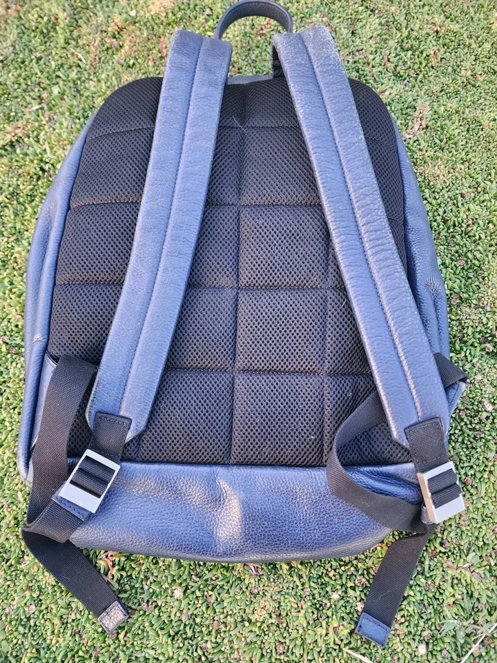 Mochila Jack Spade Cuero Guijarro AZUL Usada Foto 2 de 4