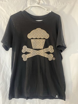 Johnny Cupcakes Chewy Crouton Crossbones Limited Small Batch Parody Tee Sz Lg