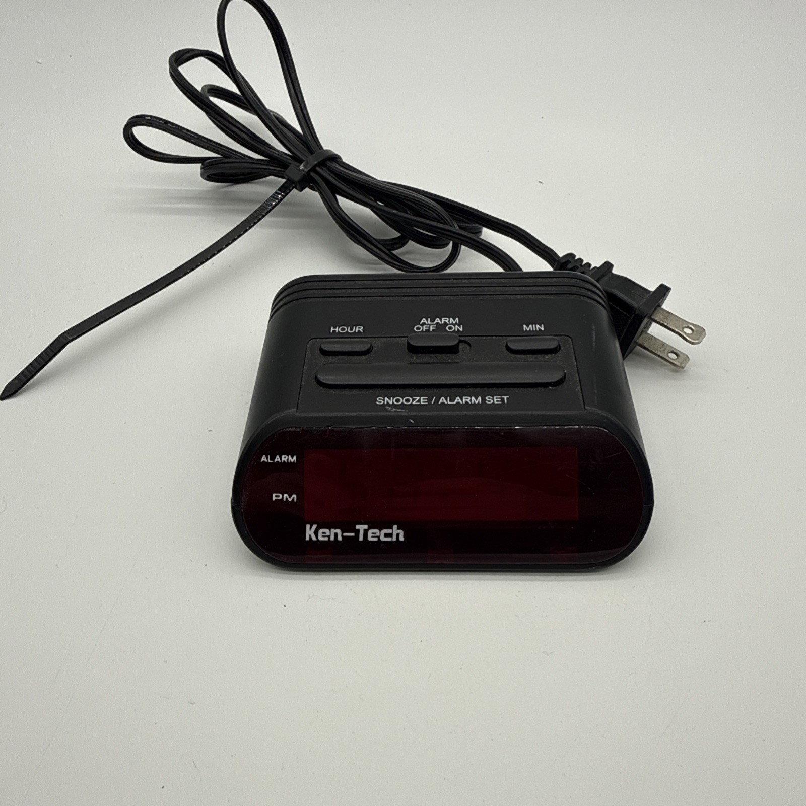 KEN TECH DIGITAL LED ALARM CLOCK WITH 2 USB T 1949 photo