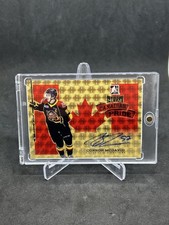 2015-16 Leaf In The Game Connor McDavid Rookie Canadian Pride Gold Auto 1/1