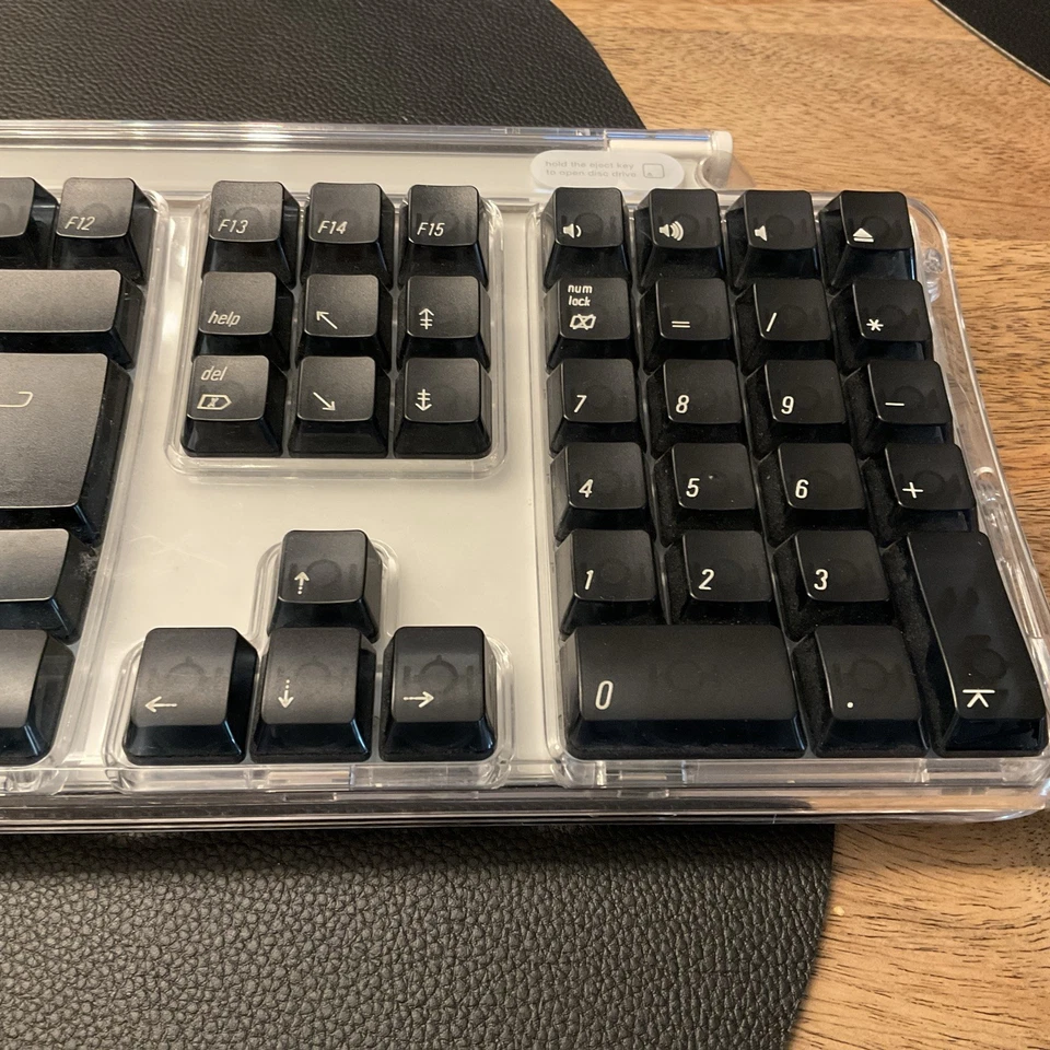 Apple Pro Dual USB Keyboard M7803 Black QWERTY Layout - Image 4 of 4