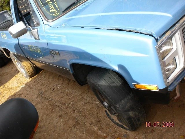 Luz trasera del conductor con moldura cromada para 73-91 BLAZER/JIMMY (tamaño completo) 9888 Foto 2 de 4