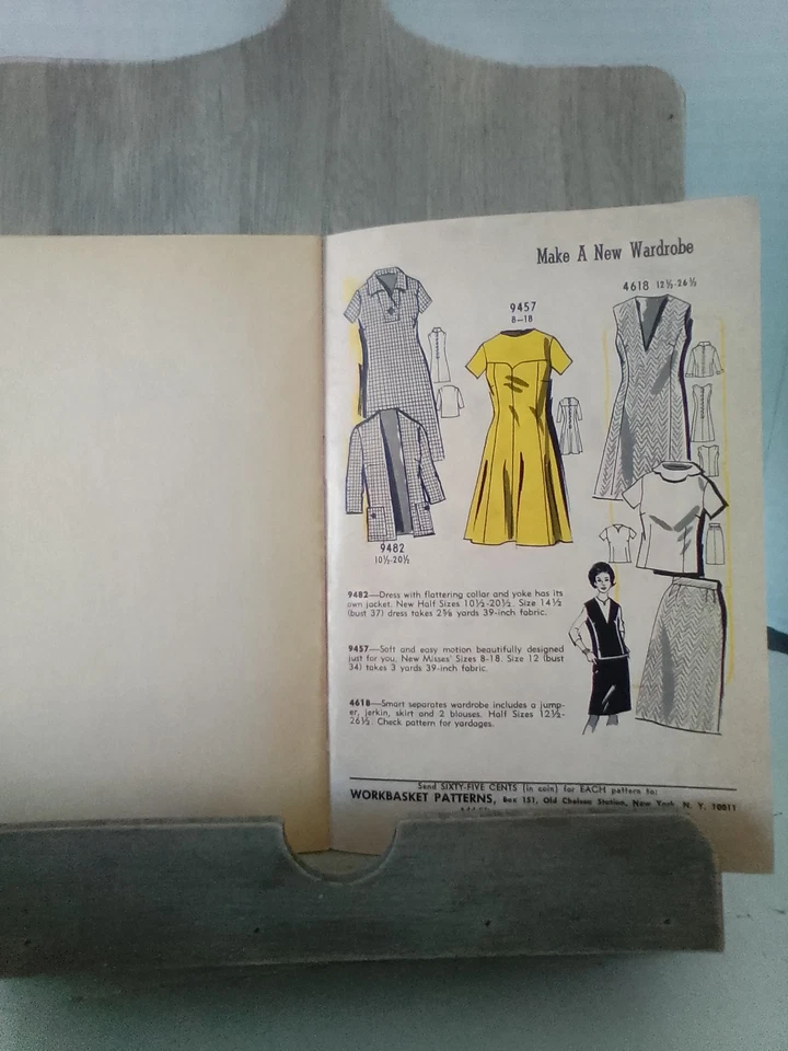 December 1970 The Workbasket and Home Arts Magazine - Image 2 of 3