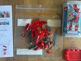 Lego 8785 Knights Kingdom Santis Complete w/Manual and Cards in Container