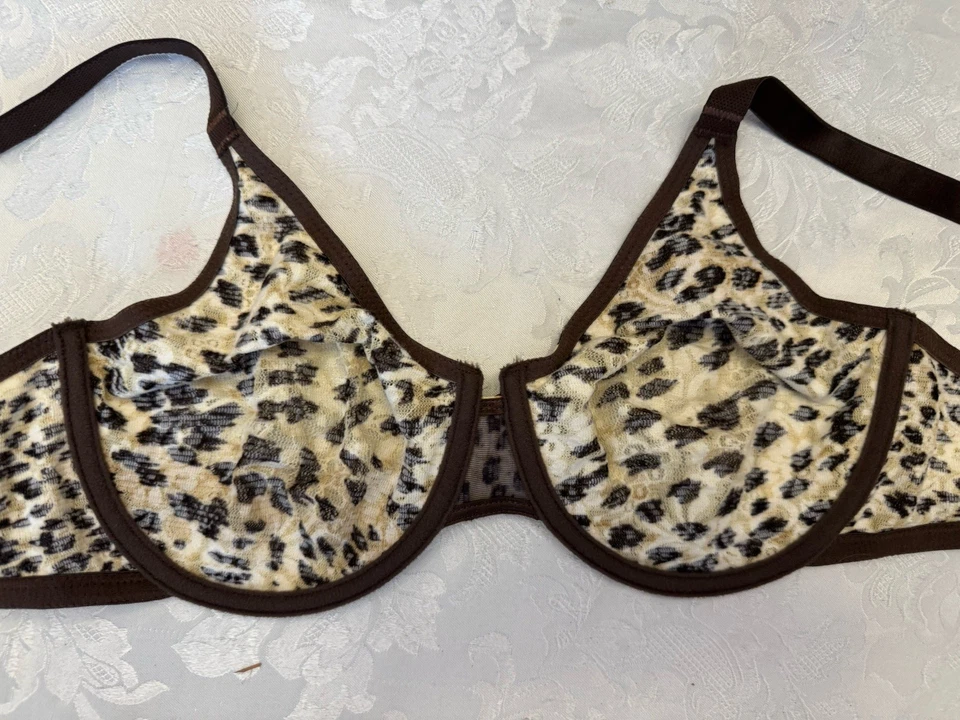 Sujetador Wacoal 36D Sin Costuras Halo Leopardo Estampado Con Aros Sin Forro 65146 Foto 4 de 4