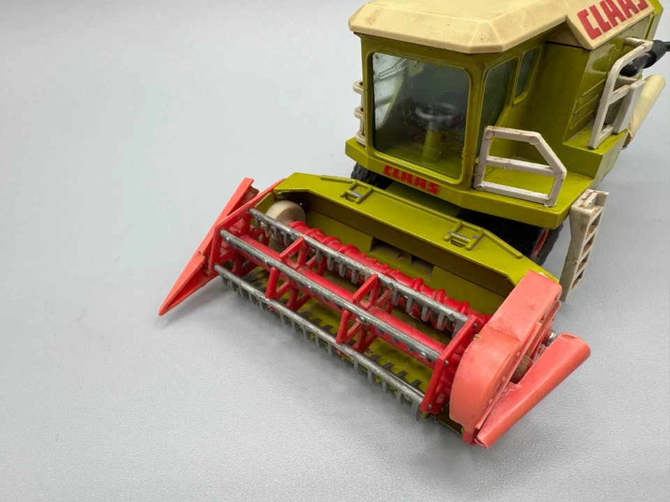 1:50? GAMA Claas Dominator Mähdrescher 1970er Jahre - Bild 2 von 4