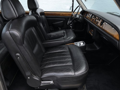 1970 Rolls-Royce FHC by HJ Mulliner PW - Picture 26 of 36